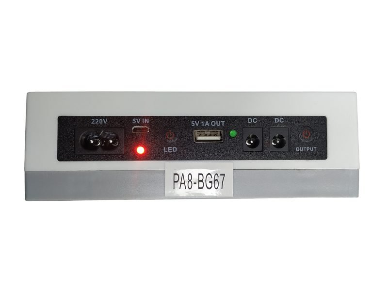 Επαναφορτιζόμενος προβολέας LED με ηλιακό πάνελ