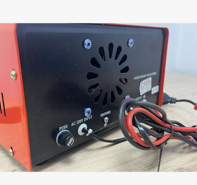 Φορτιστής μπαταρίας οχημάτων και ελεγκτής τάσης - CD263518-1 - 30A - 12/24V - 635181 - Image 3