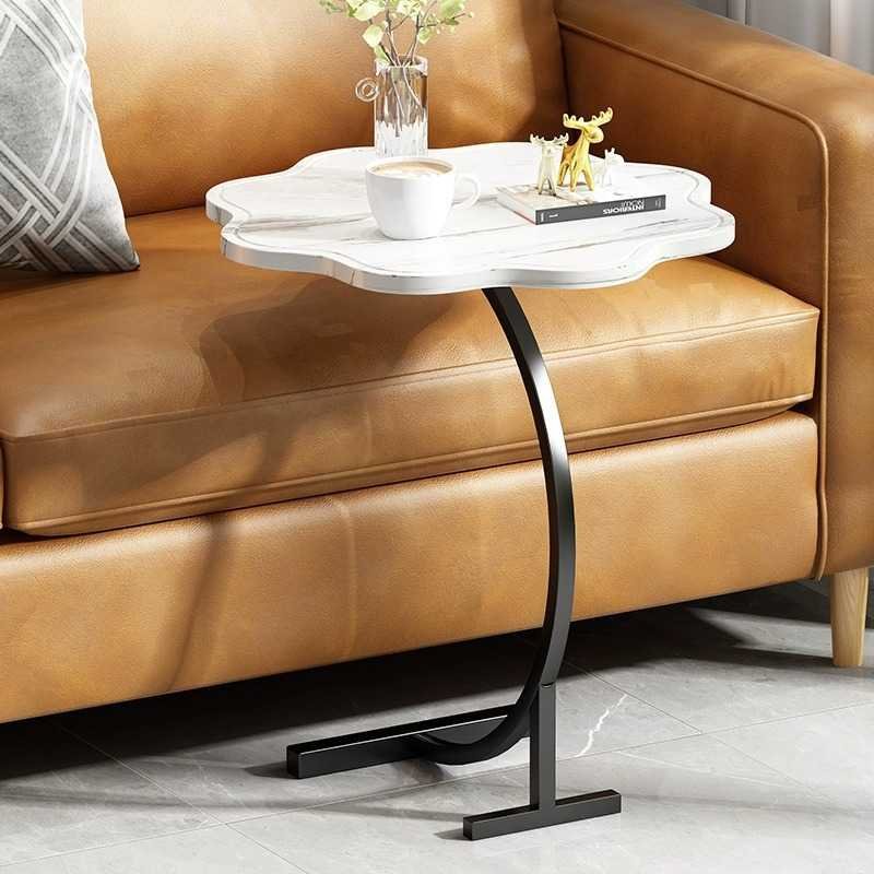 Βοηθητικό τραπεζάκι σαλονιού E721 σε μοντέρνο σχεδιασμό