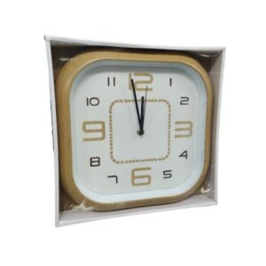 Ρολόι τοίχου σε μπεζ απόχρωση με minimal σχεδίαση